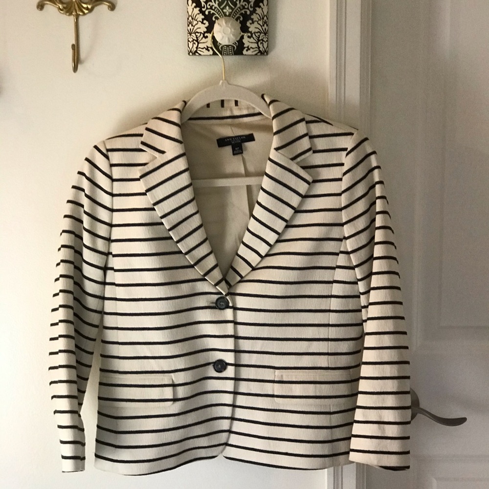 Ann Taylor Jacket Size 4P